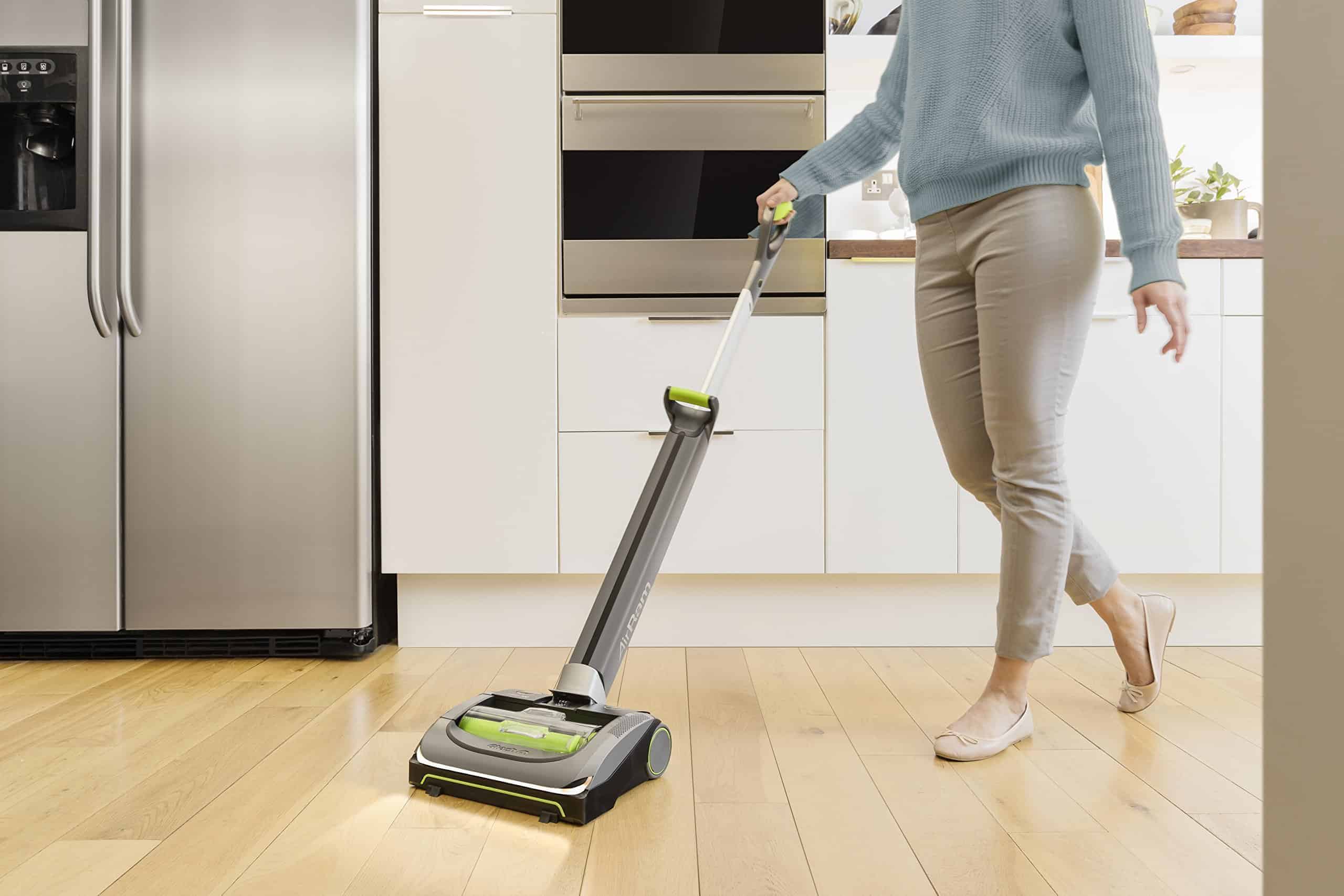 Top 21 Best Laminate Floor Cleaner Machine In 2021: Polishing Your Floor With The Right Tools 38 9 3