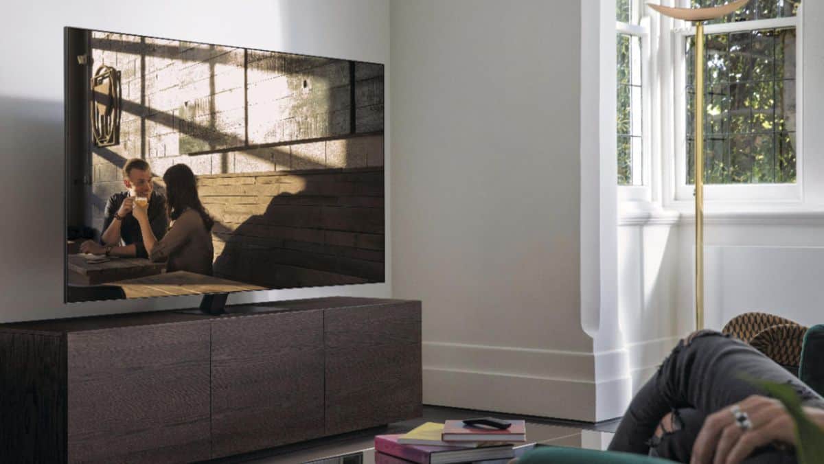 best TVS For Bright Rooms