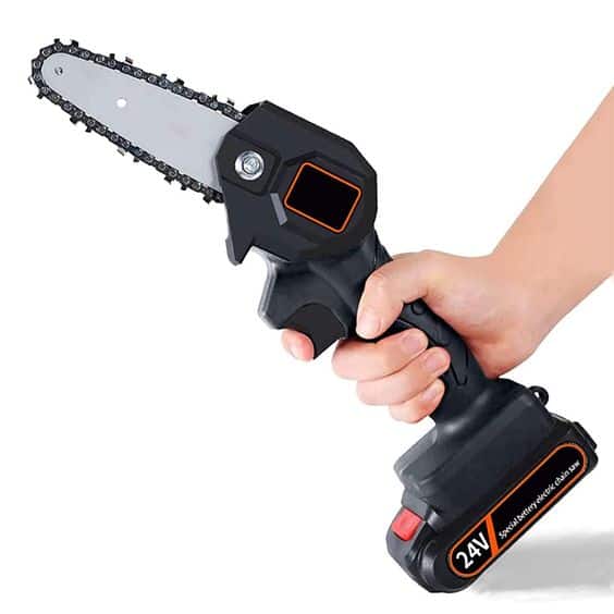 best chainsaw for women